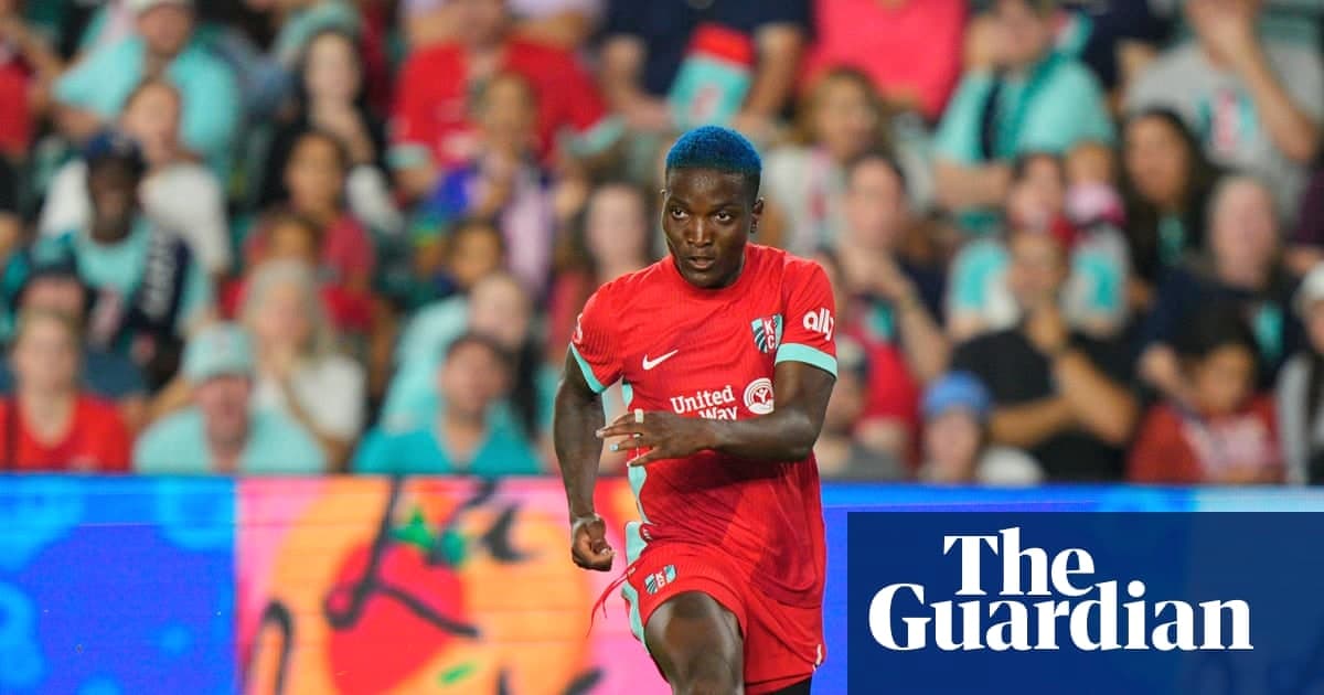 特姆瓦·查温加连夺NWSL MVP 成为历史首位连冠球员