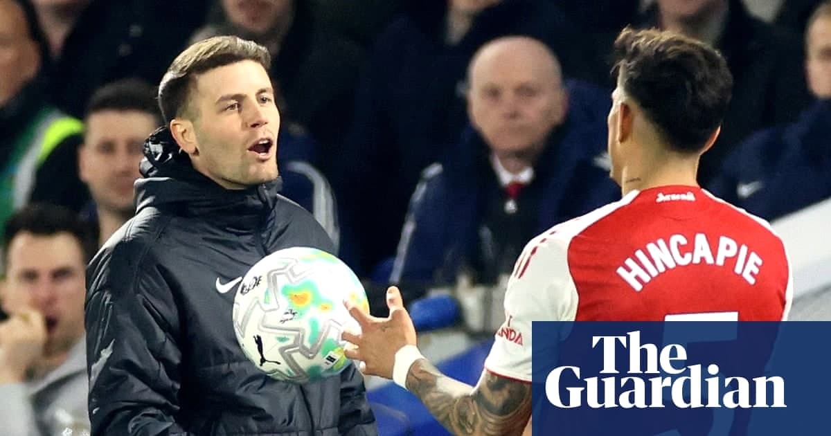 赫尔泽勒指控阿森纳：只有一个球队在尝试踢球