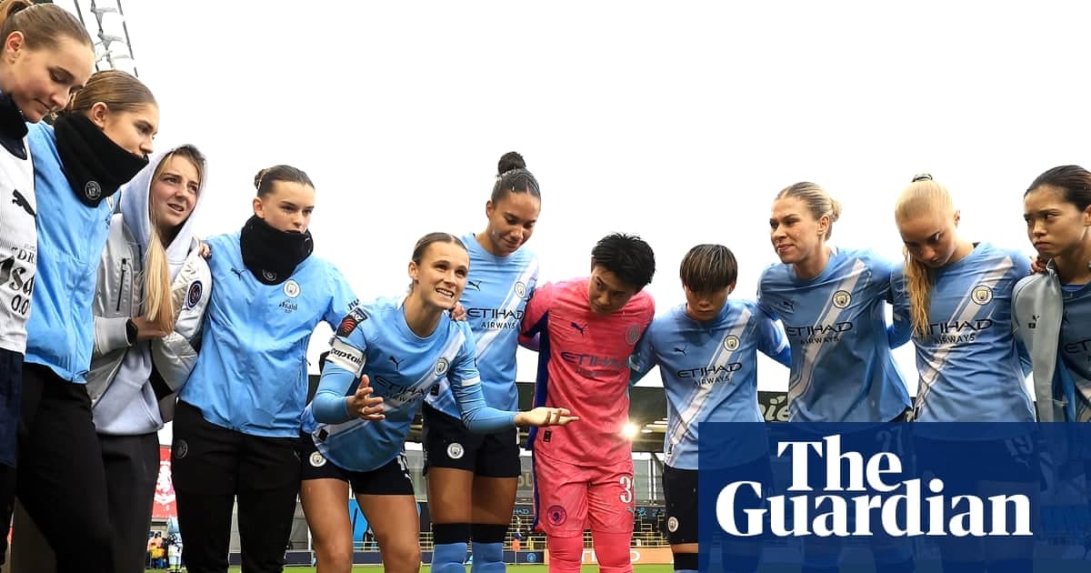 曼城靠轮换深度在WSL领跑冠军之路