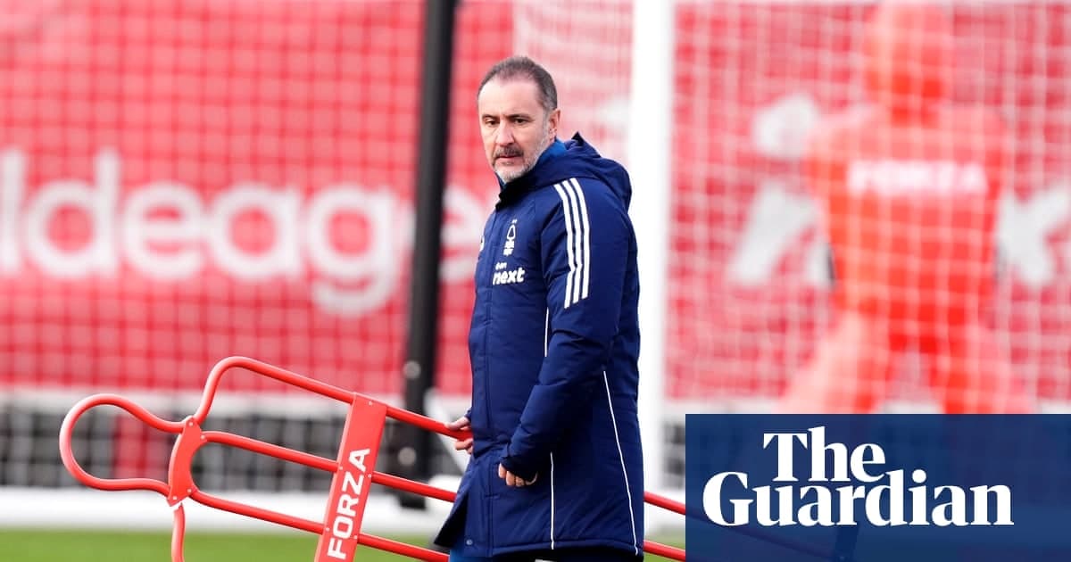 佩雷拉直面马里纳基斯‘火焰’，森林新帅信任与野心并存