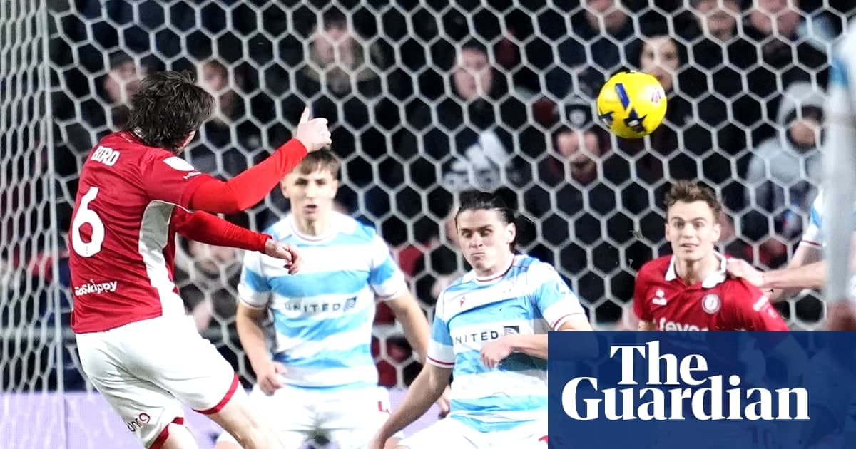 布里斯托城末段进球2-2逼平雷克斯汉姆，英冠战况回顾