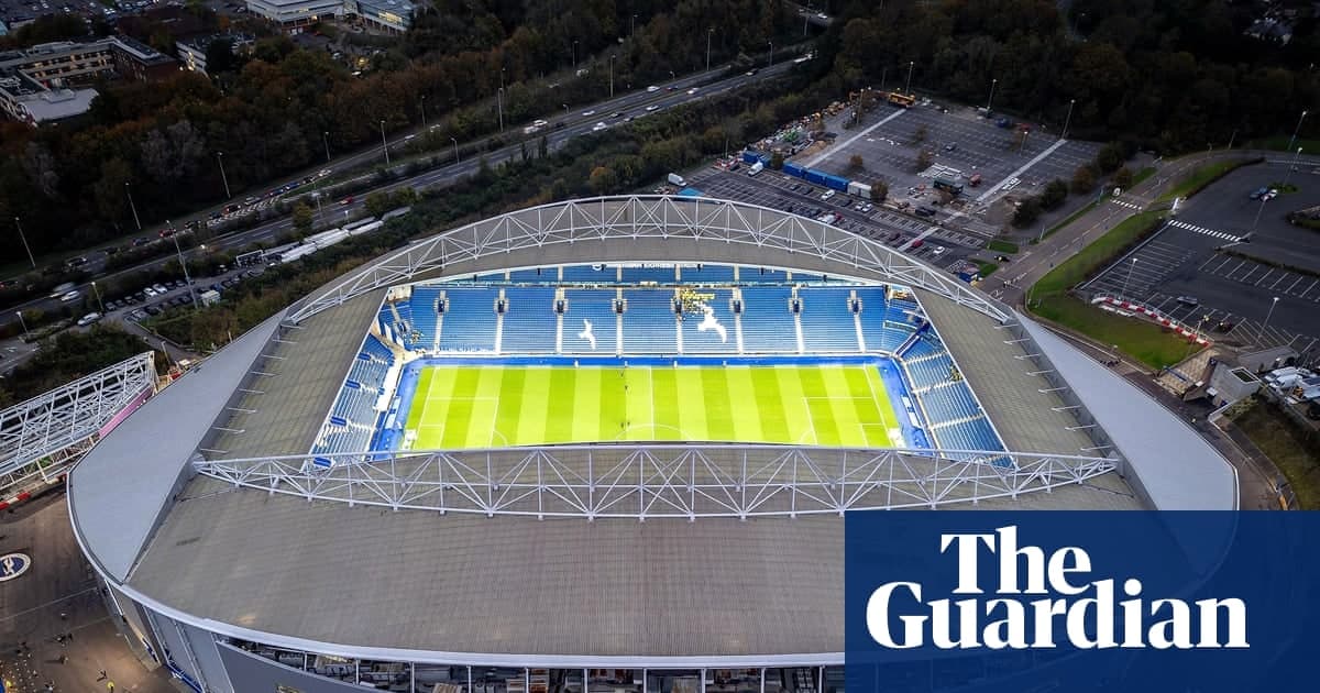 卫报在布莱顿阿梅克斯球场报道禁令引发媒体自由讨论