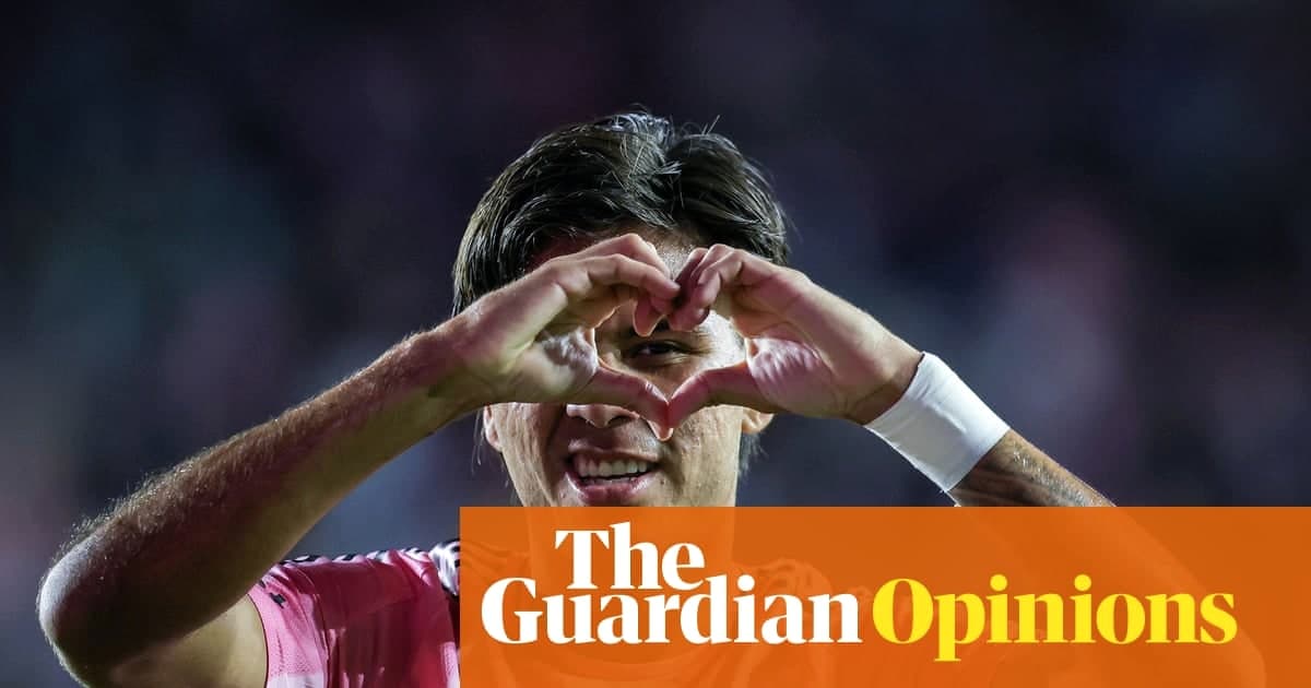 季后赛点燃足球之声：梅西领衔的迈阿密与跨联赛戏剧