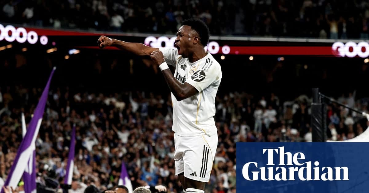 维尼修斯梅开二度，皇马3-2逆转马德里德比