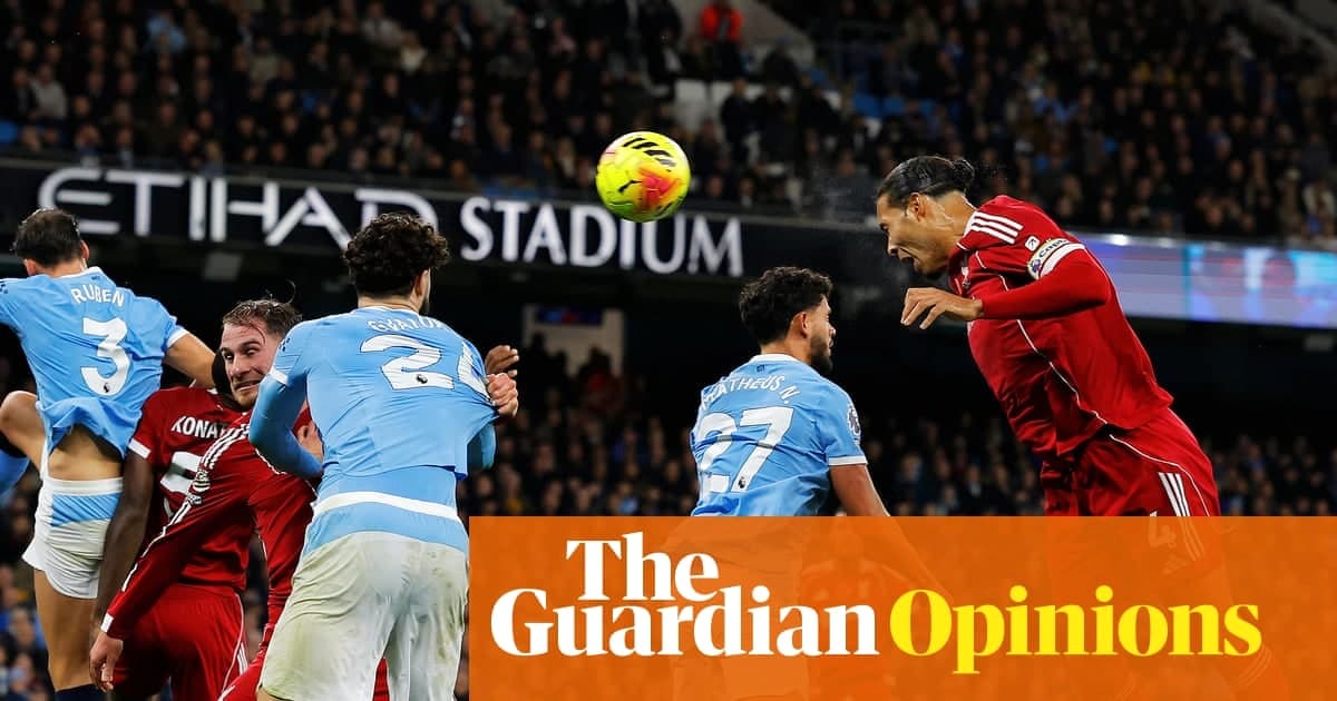 范迪克头球被判无效：VAR并非明显错误引发的争议