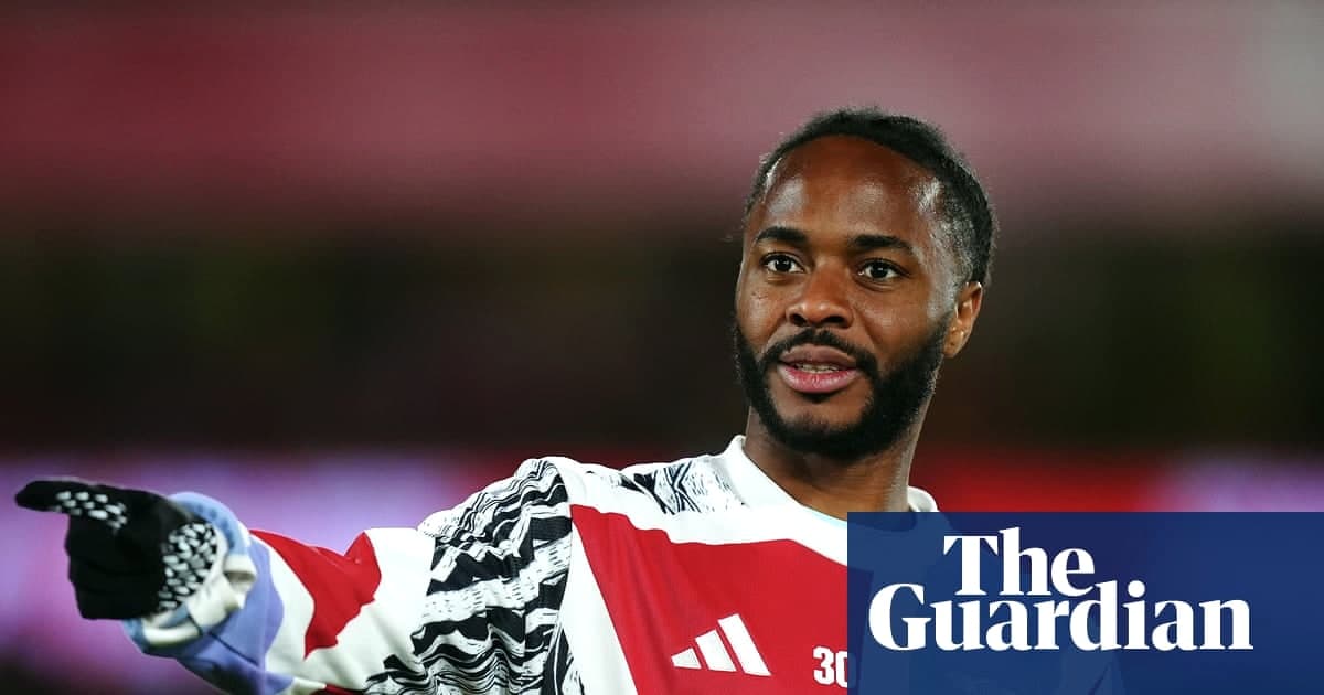 热刺领跑斯特林转会传闻 七队竞争这名31岁球星