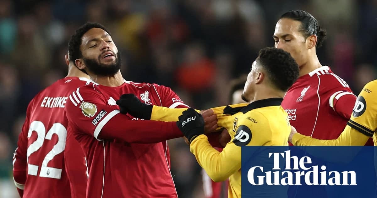 狼队末段绝杀引热议：戈麦斯拥堵指数成焦点