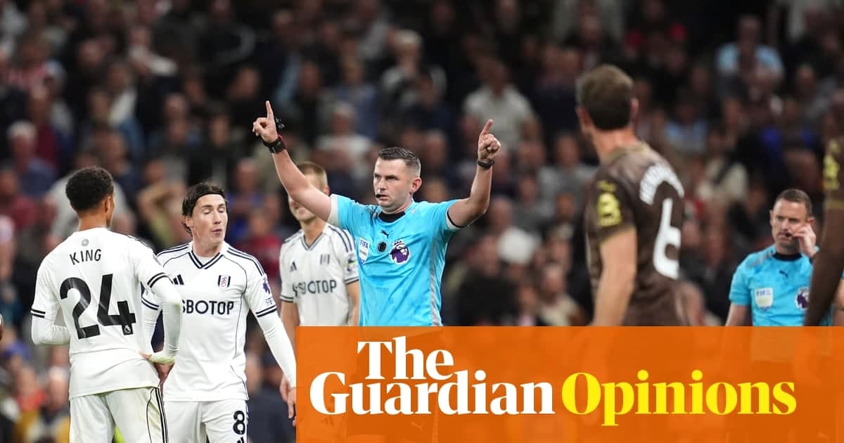 裁判在英超观赏性提升中的作用：安菲尔德至富勒姆的判罚分析