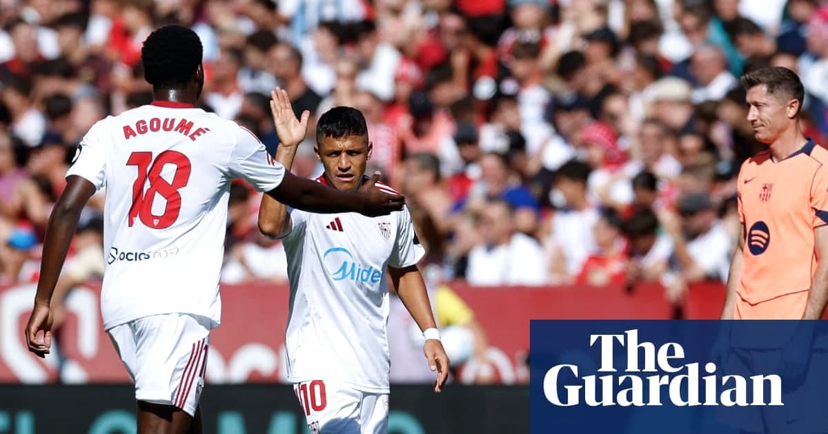 塞维利亚4-1横扫巴塞罗那，逼近领头羊