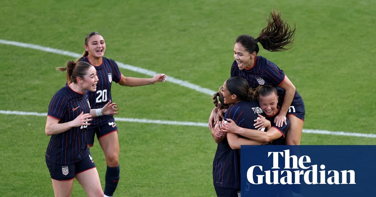 USWNT大胜巴拉圭，Rodman回归首秀