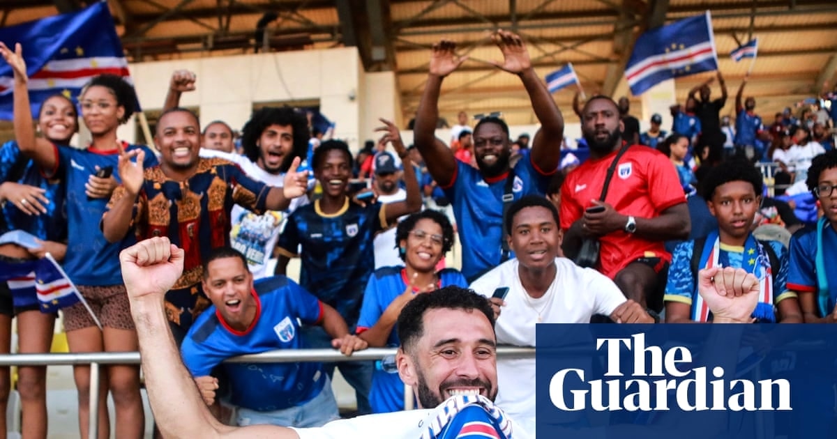 佛得角历史性晋级世界杯：蓝鲨点燃新独立时刻