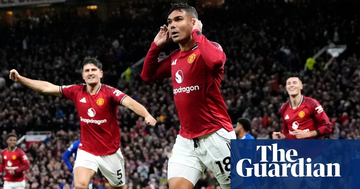 曼联在10人作战中力克切尔西，卡塞米罗红牌未阻球队取胜