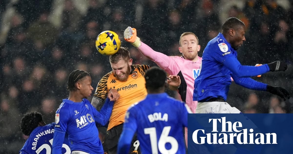 无主帅瓦特福德客平 Hull，布莱克本击退谢周三并见证谢菲联逆转牛津