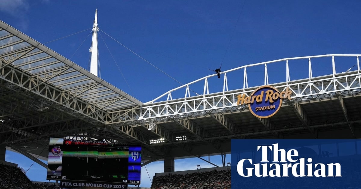 西甲球员周末将在场抗议美赛计划