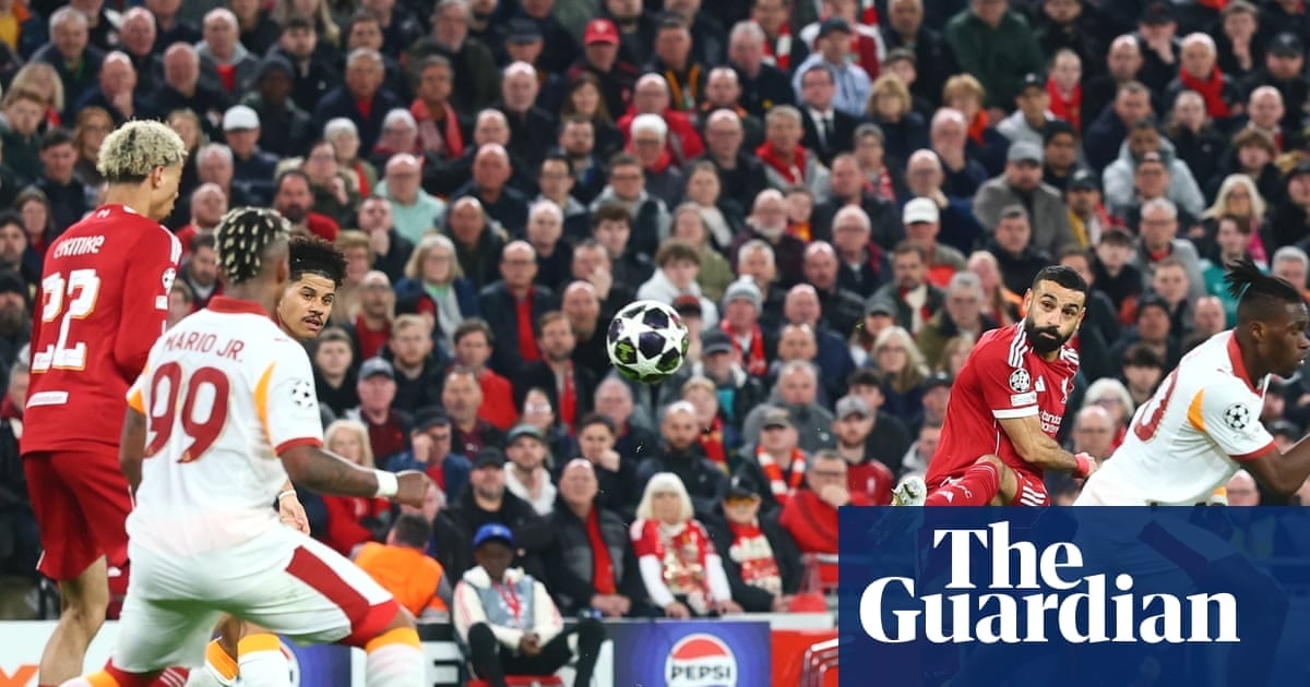 萨拉赫在安菲尔德的复古时刻：17分钟点亮利物浦4-0击败加拉塔萨雷