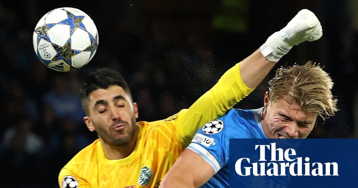 霍尔伦德梅开二度助那不勒斯2-1击败里斯本竞技,欧冠轮换综述