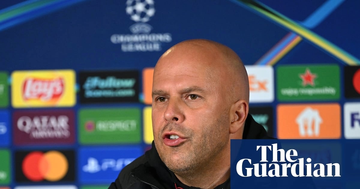 阿内·斯洛特:新边后非防线主因,定位球需加强,利物浦将迎战加拉塔萨雷