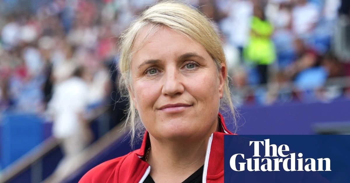 艾玛·海耶斯:‘我不认为教练总被当作人来对待’